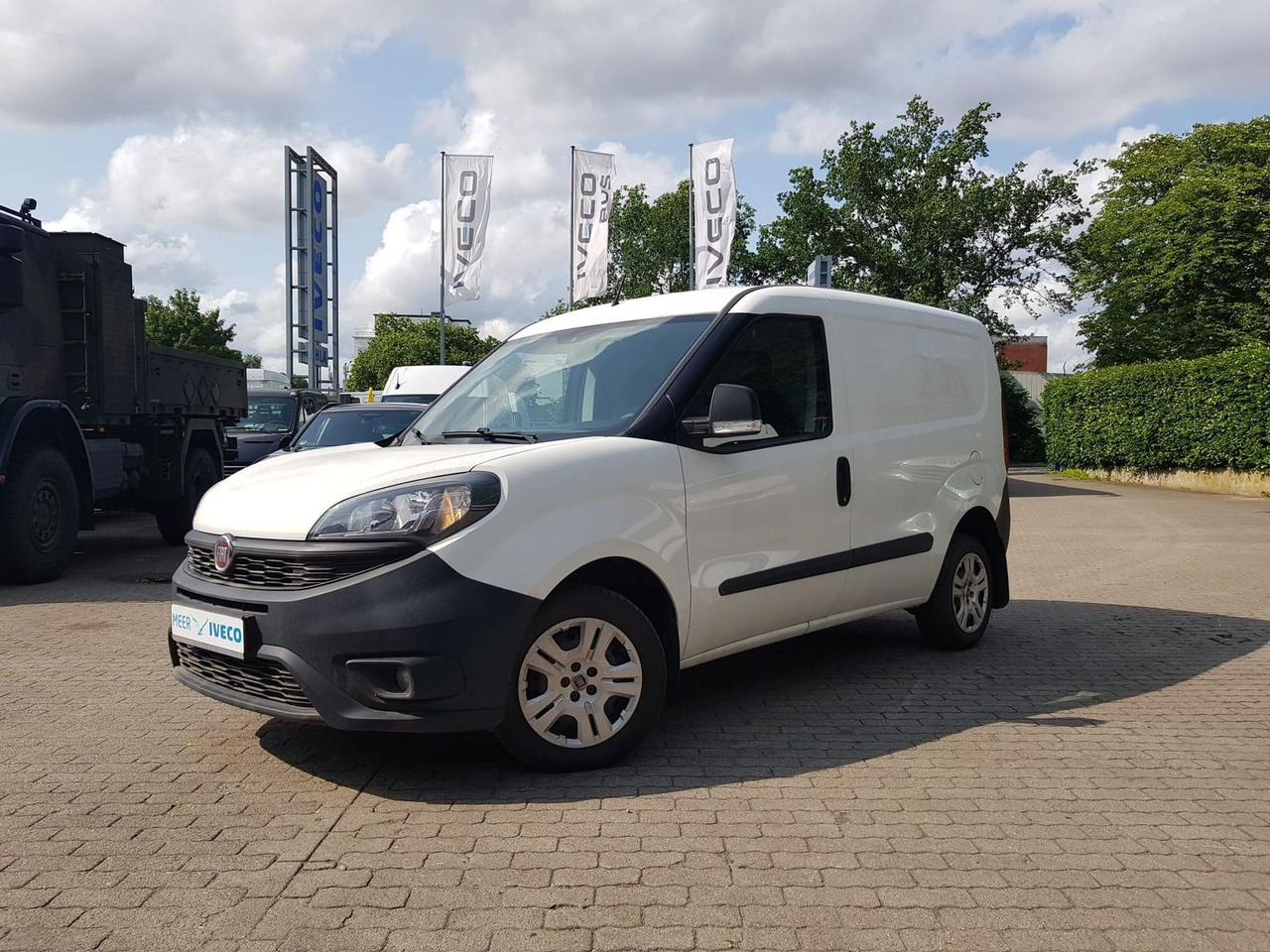 Fiat Doblo Kastenwagen SX 1.3 Klima, Radio mit Nav... - Persontransport: bilde 1 Fiat Doblo Kastenwagen SX 1.3 Klima, Radio mit Nav... - Persontransport: bilde 1