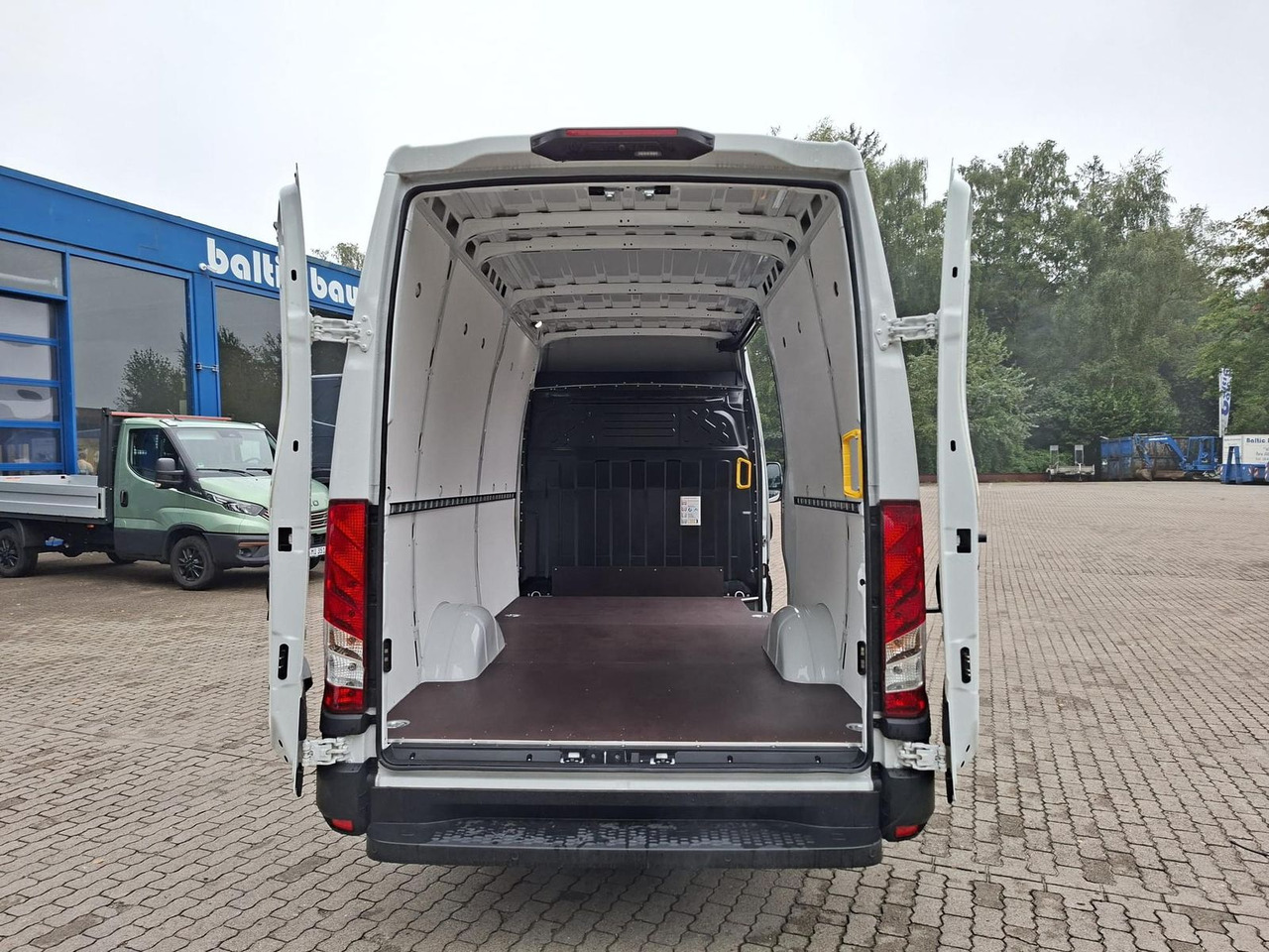 Iveco 35S16A8V Klima, Radio, Kamera ab 0% Finanzierbar - Kassebil: bilde 5 Iveco 35S16A8V Klima, Radio, Kamera ab 0% Finanzierbar - Kassebil: bilde 5