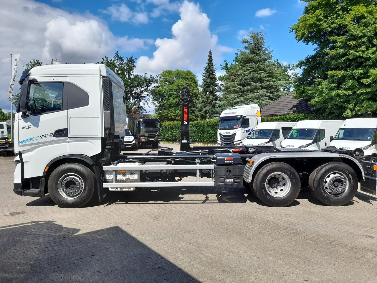 Iveco AD280X46Y/PS ON HIAB 490PS Lenk-Lift - Tippbil: bilde 2 Iveco AD280X46Y/PS ON HIAB 490PS Lenk-Lift - Tippbil: bilde 2