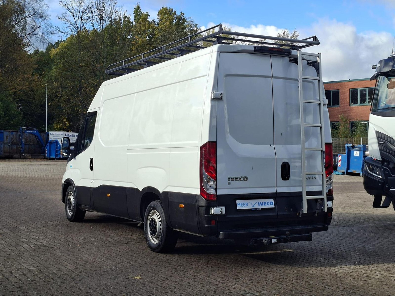 Iveco Daily 35S14EV Radio*Kamera*Regal*AHK*Dachgepäck - Kassebil: bilde 3 Iveco Daily 35S14EV Radio*Kamera*Regal*AHK*Dachgepäck - Kassebil: bilde 3