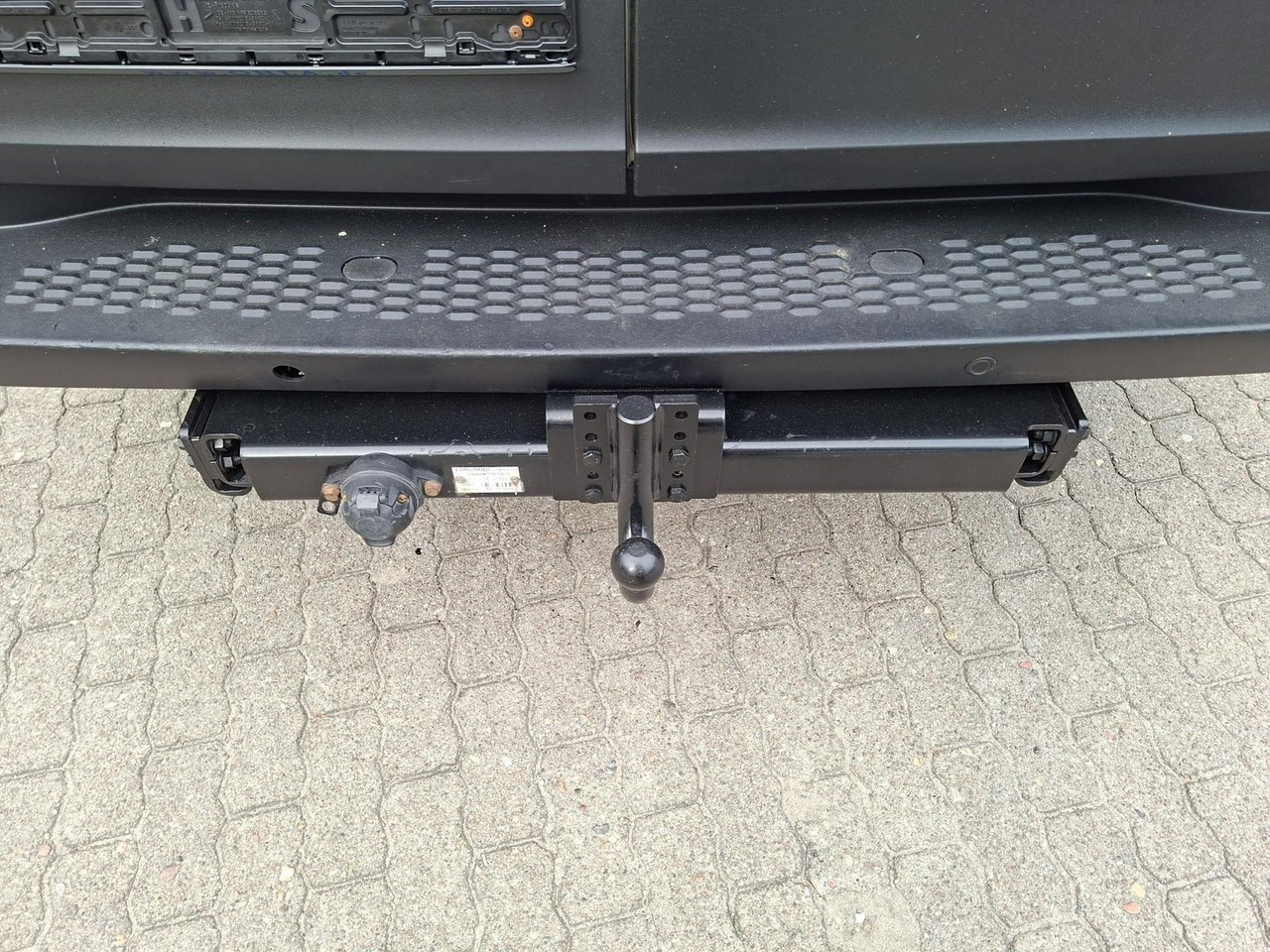 Iveco Daily 50C18HA8 V AHK, RADIO, KLIMA, 132 kW (1... - Varebil med plan: bilde 5 Iveco Daily 50C18HA8 V AHK, RADIO, KLIMA, 132 kW (1... - Varebil med plan: bilde 5