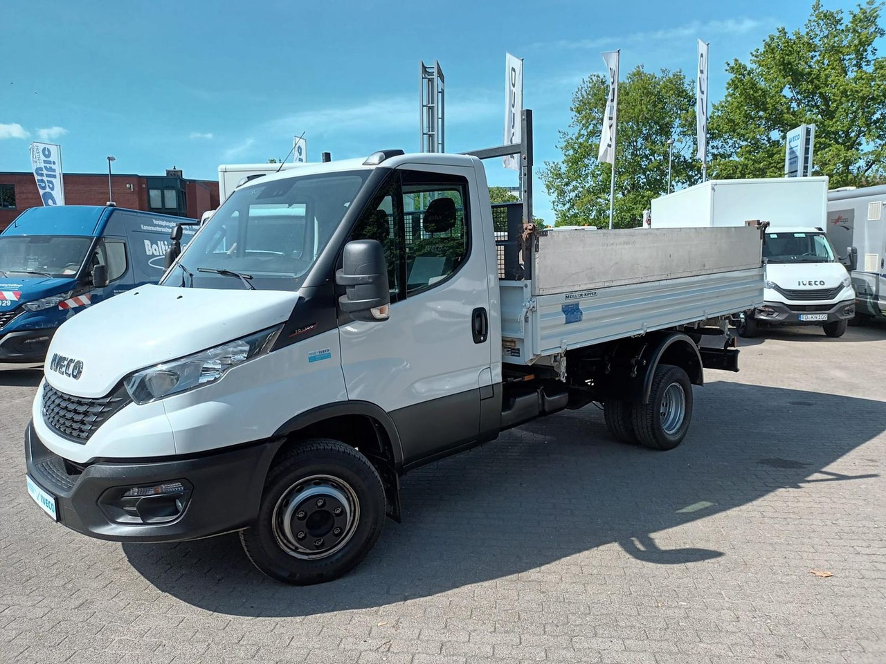 Iveco Daily 70C18H Meiler Kipper Dreiseitenkipper 1... - Varebil med tipp: bilde 1 Iveco Daily 70C18H Meiler Kipper Dreiseitenkipper 1... - Varebil med tipp: bilde 1
