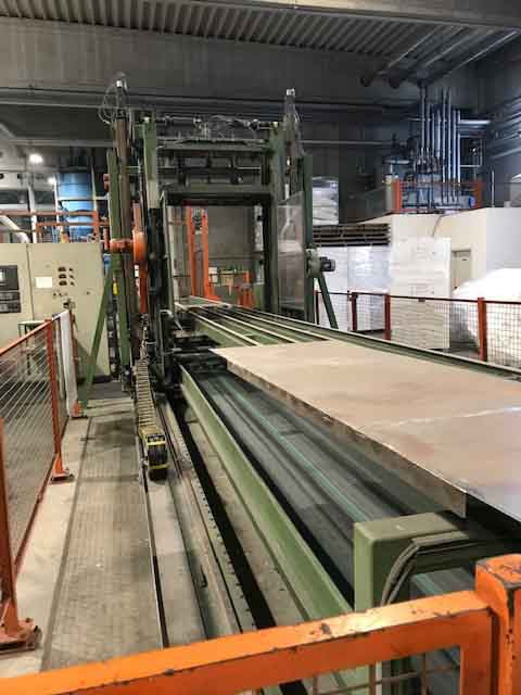 KURTZ W1313 DPS – Roof panel/contour cutting system / Dachplatten-/Konturenschneidanlage - Trebearbeidingsmaskin: bilde 1 KURTZ W1313 DPS – Roof panel/contour cutting system / Dachplatten-/Konturenschneidanlage - Trebearbeidingsmaskin: bilde 1