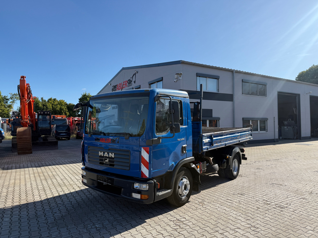MAN TGL 8.180 3-Seiten-Kipper 2x AHK - Tippbil: bilde 2 MAN TGL 8.180 3-Seiten-Kipper 2x AHK - Tippbil: bilde 2
