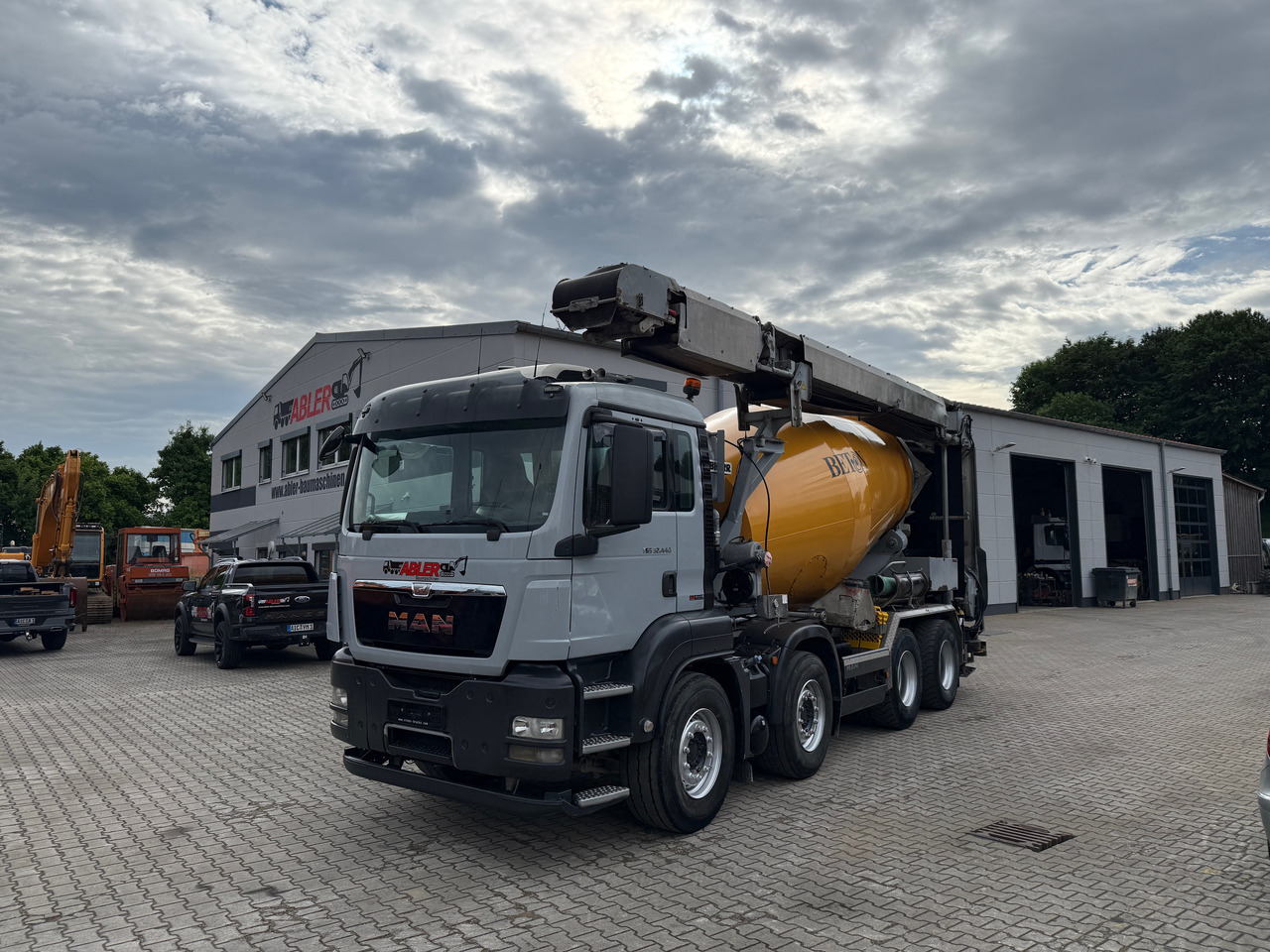 MAN TGS 32.440 Betonmischer 9m3 mit Förderband Liebherr - Betongbil: bilde 2 MAN TGS 32.440 Betonmischer 9m3 mit Förderband Liebherr - Betongbil: bilde 2