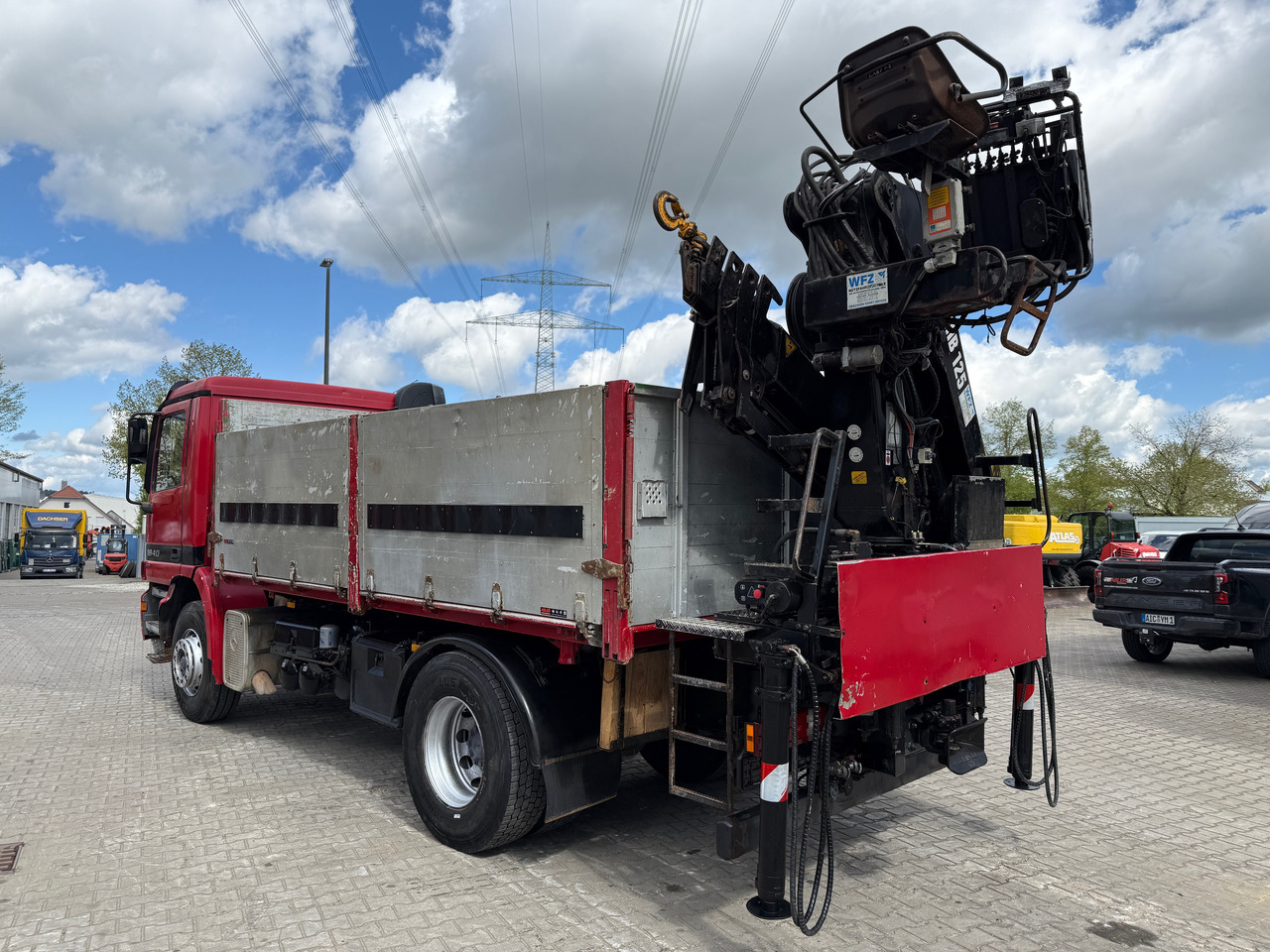 Mercedes-Benz 1840 Actros 2-Seiten-Kipper mit Kran Hiab 125-3 mit Funk - Planbil, Kranbil: bilde 5 Mercedes-Benz 1840 Actros 2-Seiten-Kipper mit Kran Hiab 125-3 mit Funk - Planbil, Kranbil: bilde 5