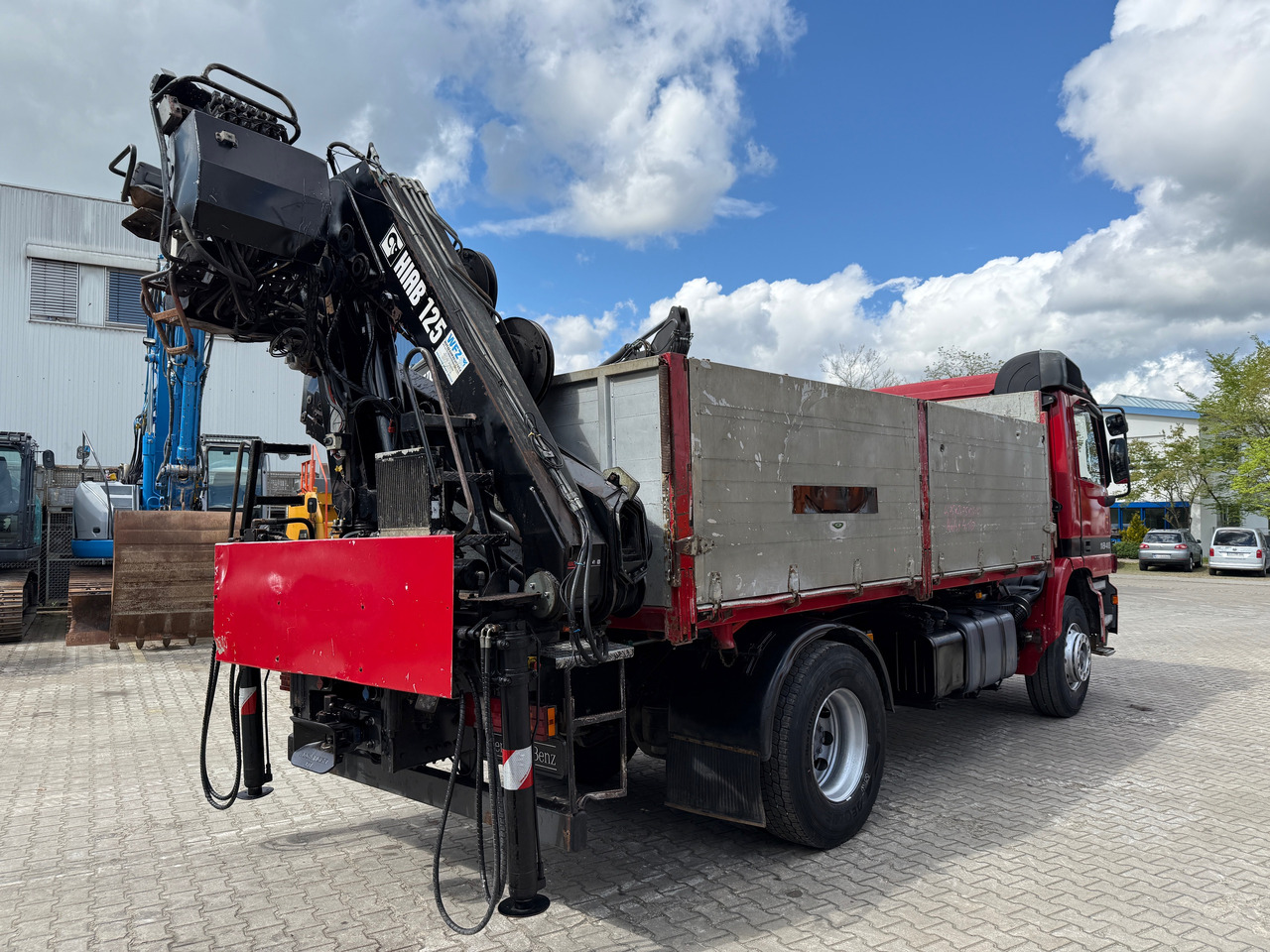 Mercedes-Benz 1840 Actros 2-Seiten-Kipper mit Kran Hiab 125-3 mit Funk - Planbil, Kranbil: bilde 4 Mercedes-Benz 1840 Actros 2-Seiten-Kipper mit Kran Hiab 125-3 mit Funk - Planbil, Kranbil: bilde 4
