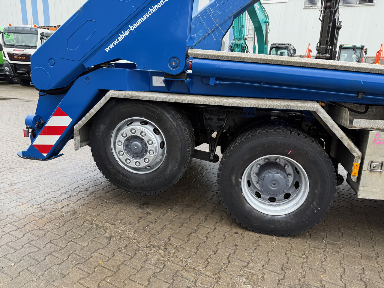Liftdumper lastebil Mercedes-Benz 3243 Actros MP1 4-Achs Absetzkipper: bilde 17 Liftdumper lastebil Mercedes-Benz 3243 Actros MP1 4-Achs Absetzkipper: bilde 17