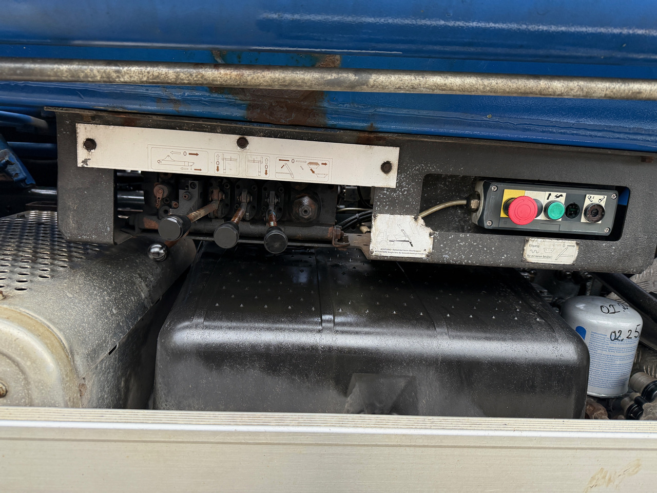 Liftdumper lastebil Mercedes-Benz 3243 Actros MP1 4-Achs Absetzkipper: bilde 10 Liftdumper lastebil Mercedes-Benz 3243 Actros MP1 4-Achs Absetzkipper: bilde 10