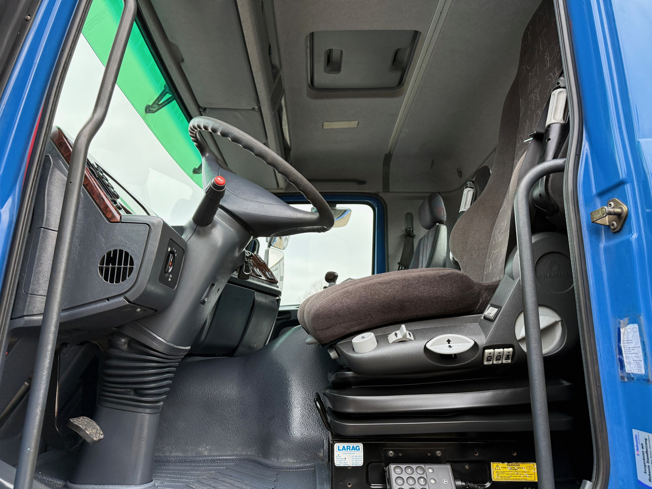 Liftdumper lastebil Mercedes-Benz 3243 Actros MP1 4-Achs Absetzkipper: bilde 18 Liftdumper lastebil Mercedes-Benz 3243 Actros MP1 4-Achs Absetzkipper: bilde 18