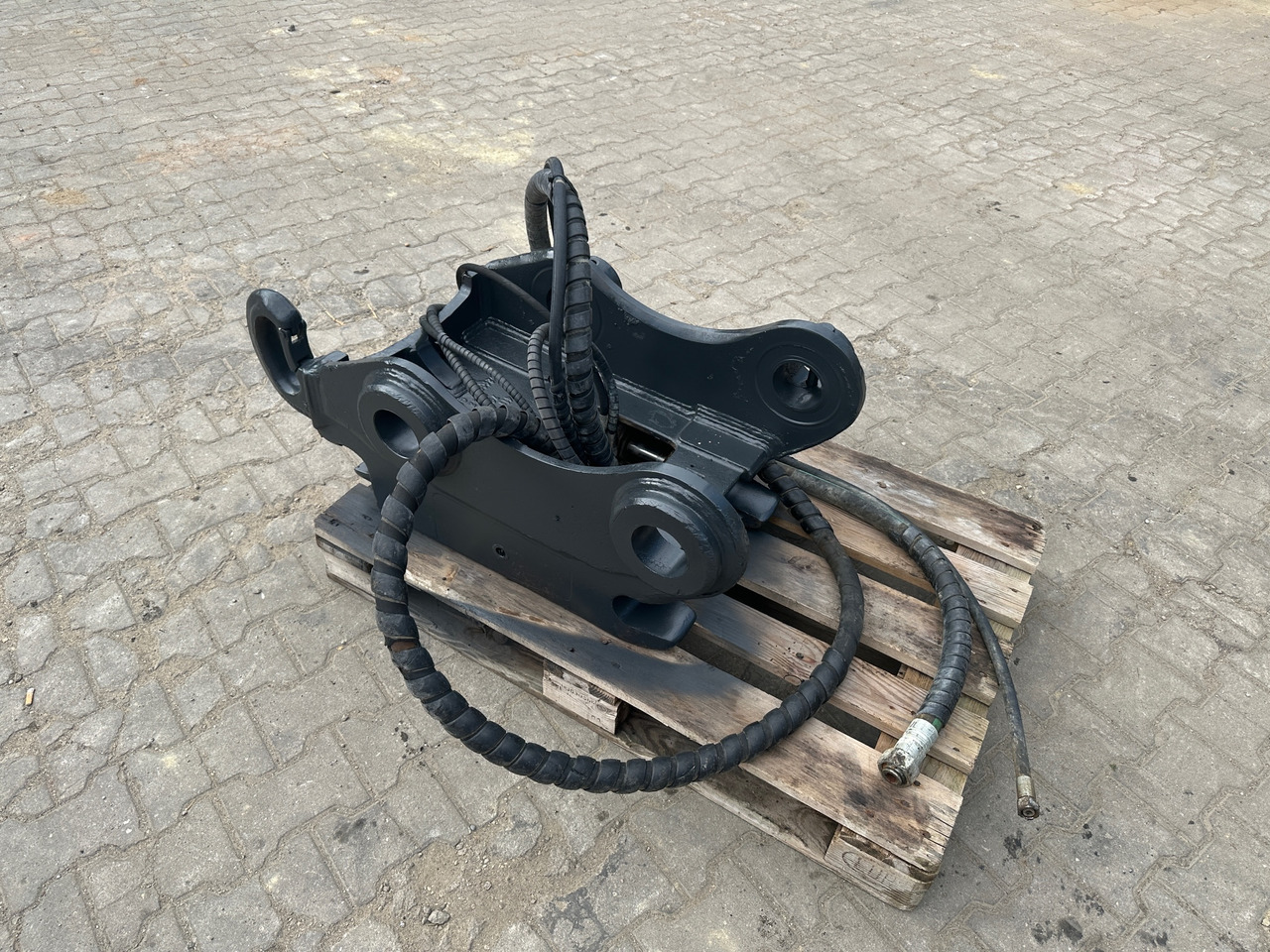 Oilquick OQ 65 vollhydraulischer Schnellwechsler - Hurtigkobling: bilde 4 Oilquick OQ 65 vollhydraulischer Schnellwechsler - Hurtigkobling: bilde 4