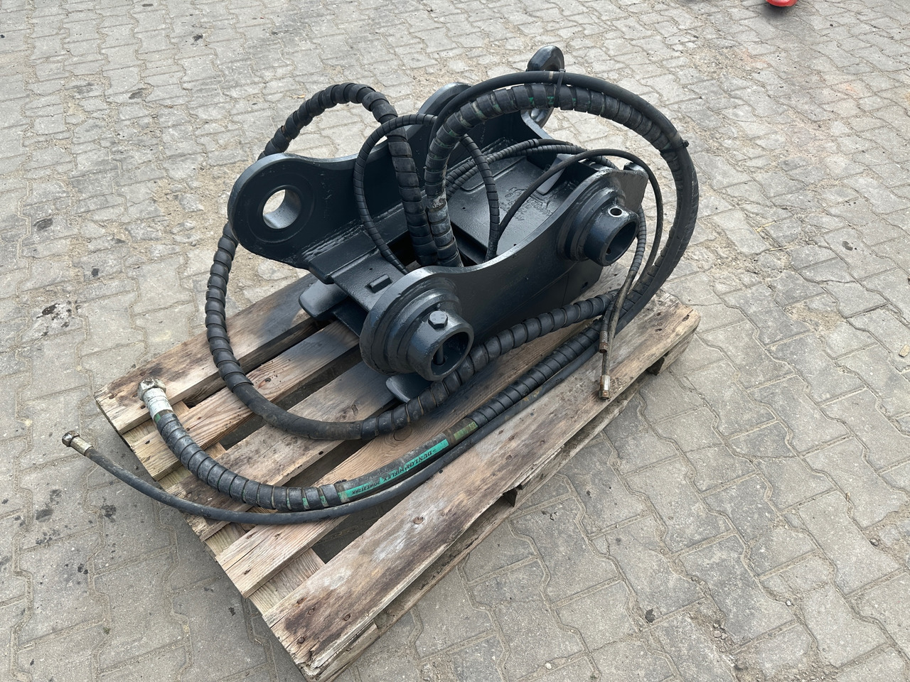 Oilquick OQ 65 vollhydraulischer Schnellwechsler - Hurtigkobling: bilde 5 Oilquick OQ 65 vollhydraulischer Schnellwechsler - Hurtigkobling: bilde 5