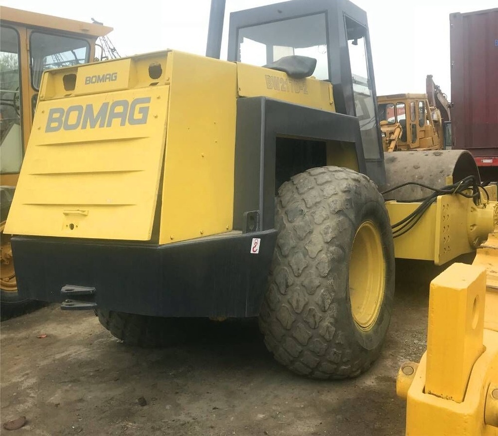 BOMAG BW 217 D-2 - Kompaktor: bilde 1 BOMAG BW 217 D-2 - Kompaktor: bilde 1