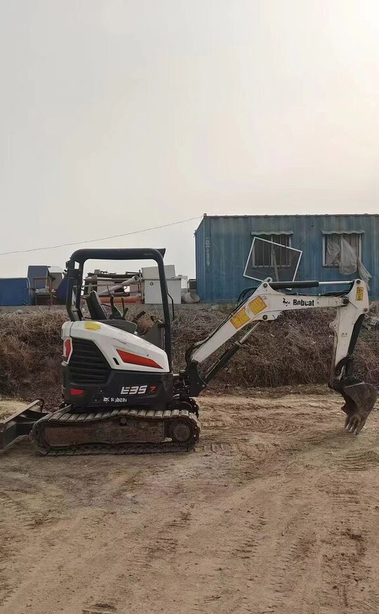 Bobcat E35 - Minigraver: bilde 2 Bobcat E35 - Minigraver: bilde 2