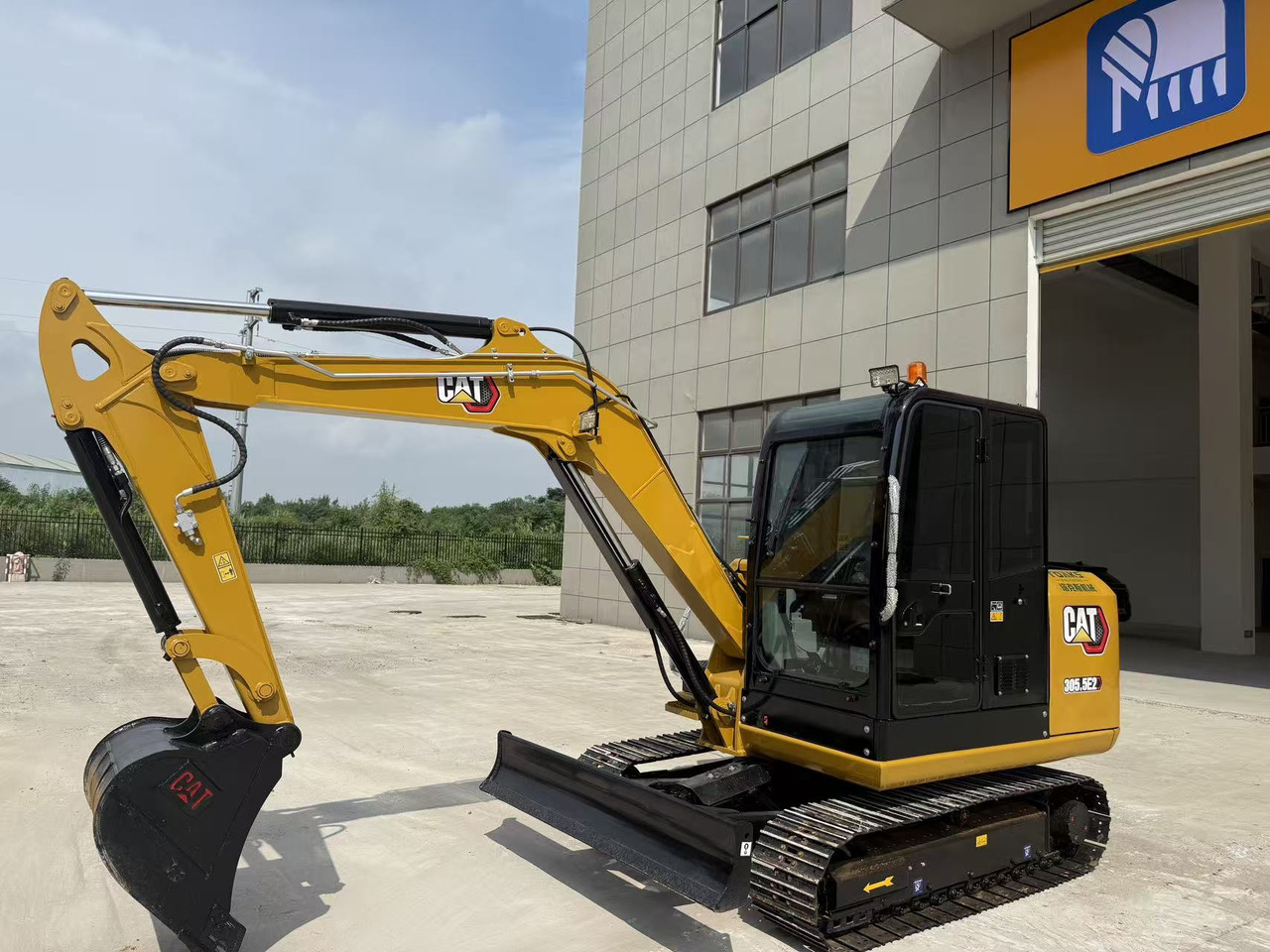 CATERPILLAR 305.5E2 - Minigraver: bilde 1 CATERPILLAR 305.5E2 - Minigraver: bilde 1