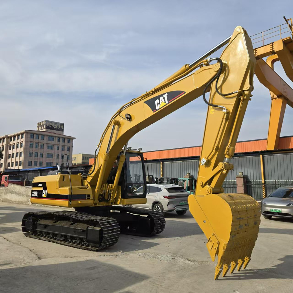 CATERPILLAR 320BL - Gravemaskin: bilde 1 CATERPILLAR 320BL - Gravemaskin: bilde 1