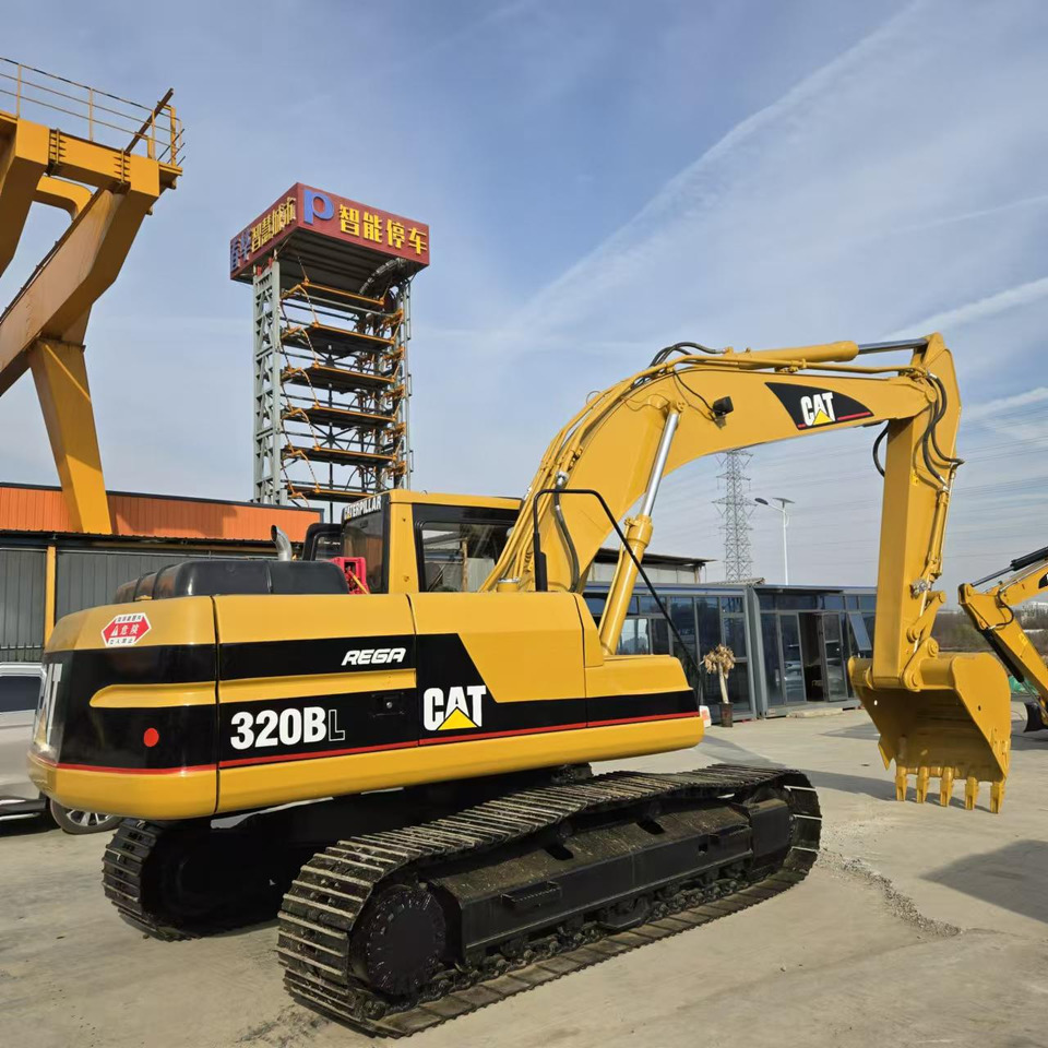 CATERPILLAR 320BL - Gravemaskin: bilde 5 CATERPILLAR 320BL - Gravemaskin: bilde 5