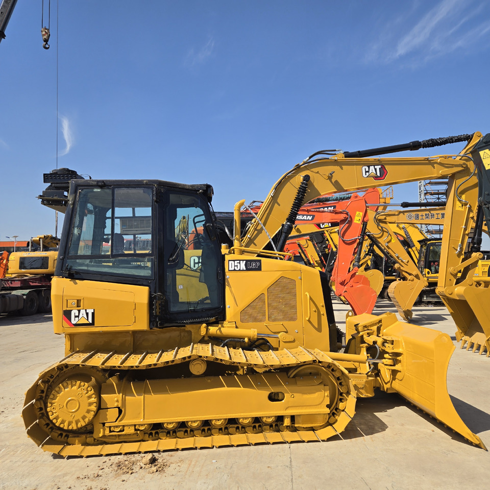 CATERPILLAR D5K - Bulldozer: bilde 2 CATERPILLAR D5K - Bulldozer: bilde 2