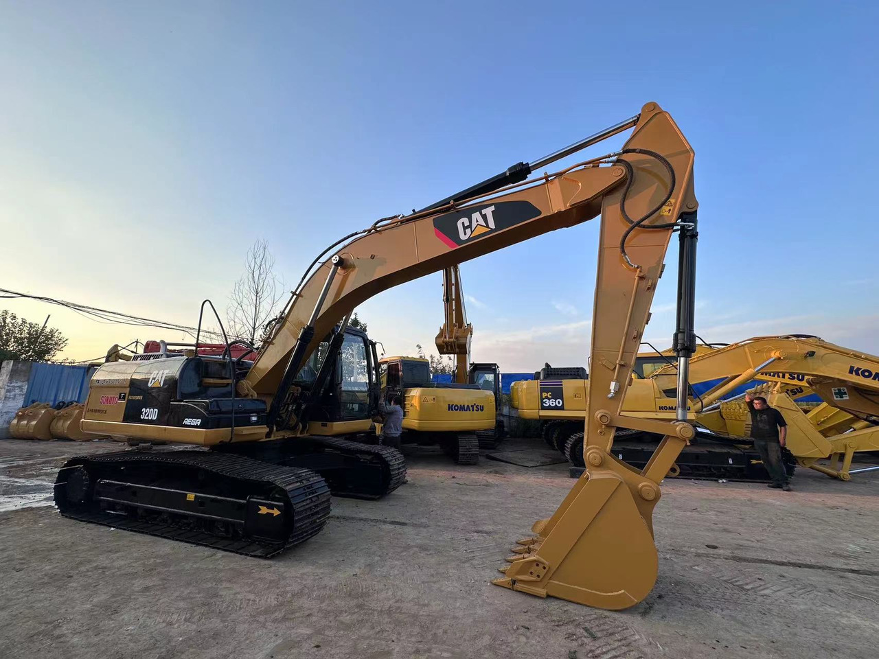 Caterpillar 320D - Beltegraver: bilde 2 Caterpillar 320D - Beltegraver: bilde 2