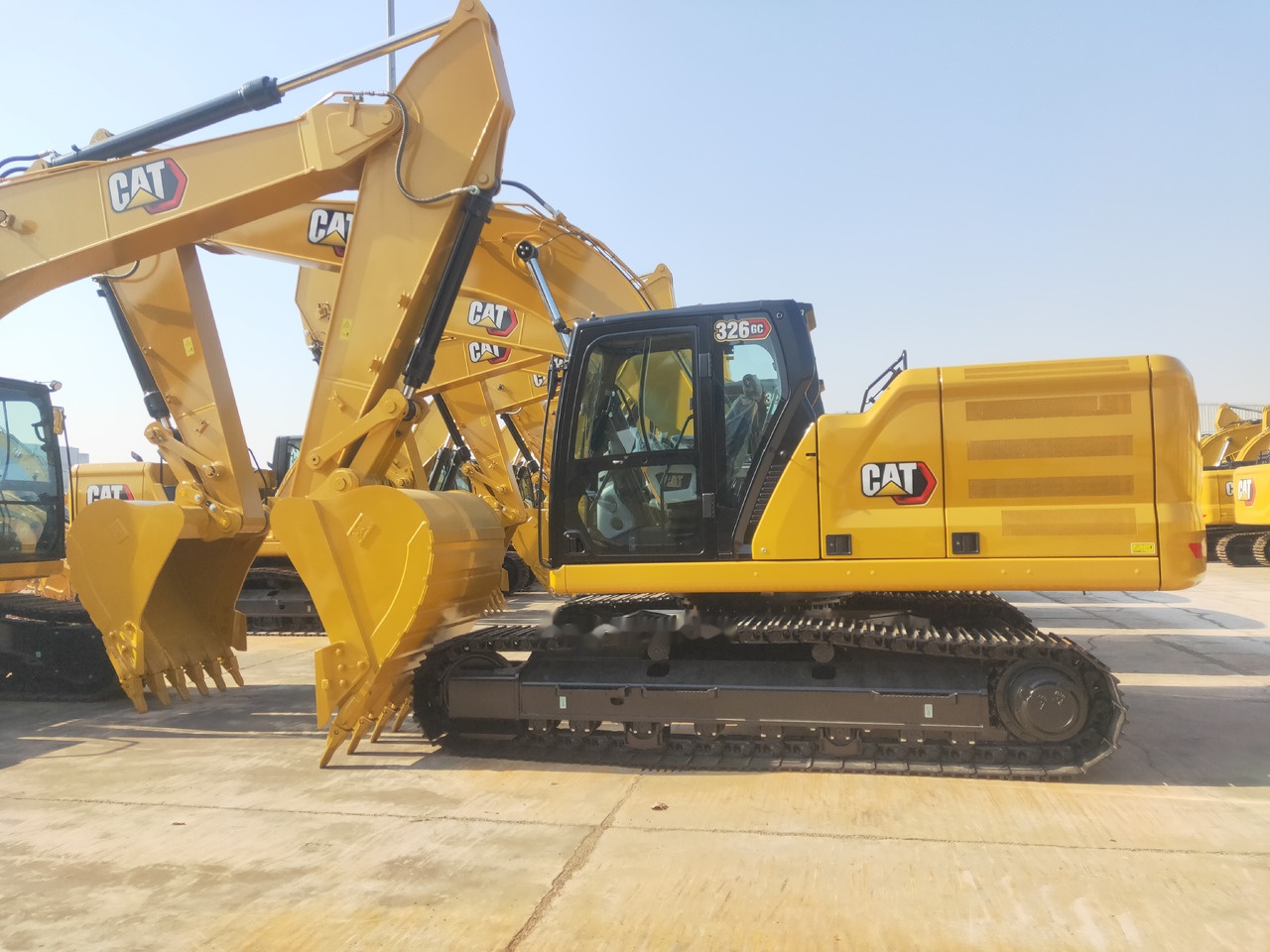 Caterpillar 326GC - Beltegraver: bilde 4 Caterpillar 326GC - Beltegraver: bilde 4