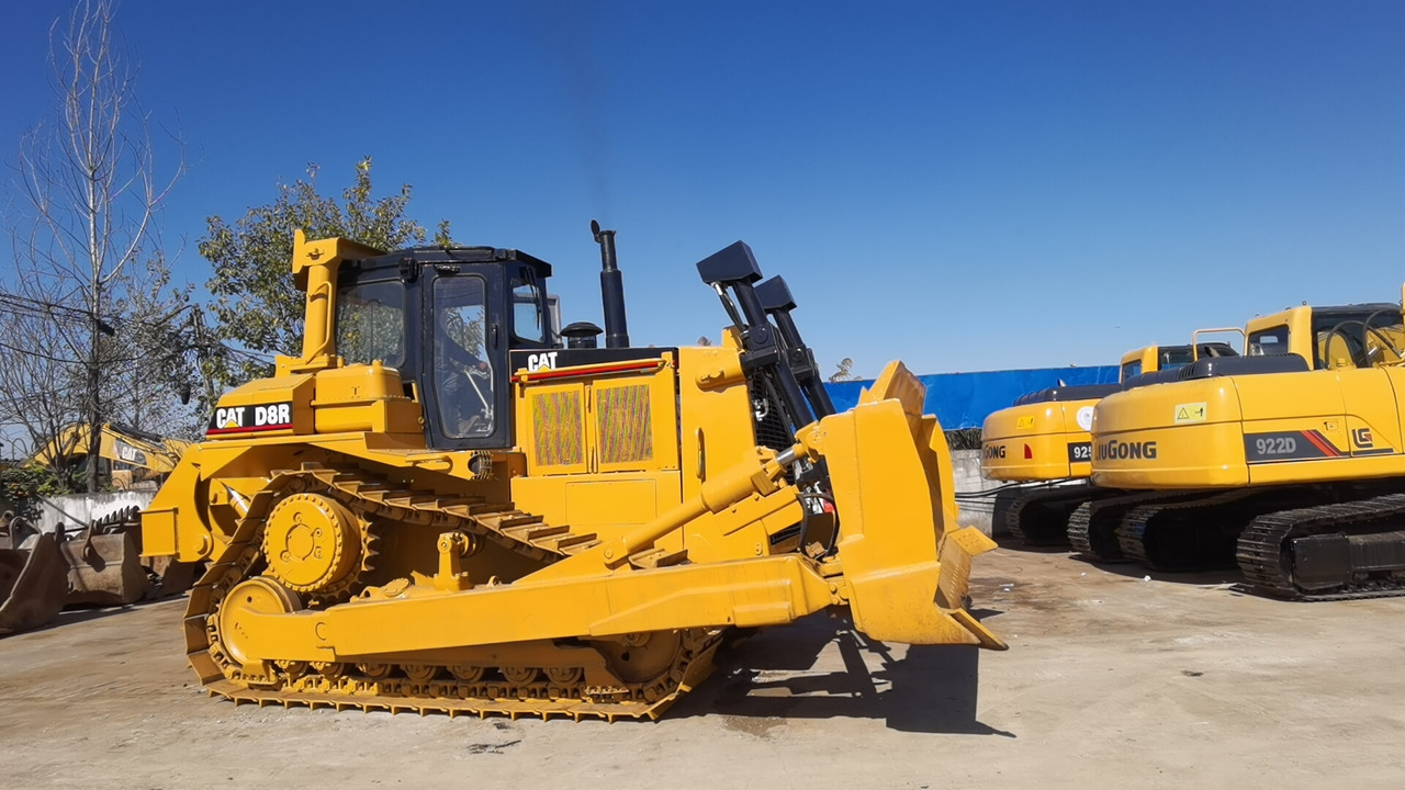 Caterpillar D8R - Bulldozer: bilde 2 Caterpillar D8R - Bulldozer: bilde 2