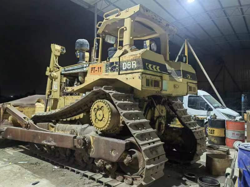 Caterpillar D8R - Bulldozer: bilde 2 Caterpillar D8R - Bulldozer: bilde 2