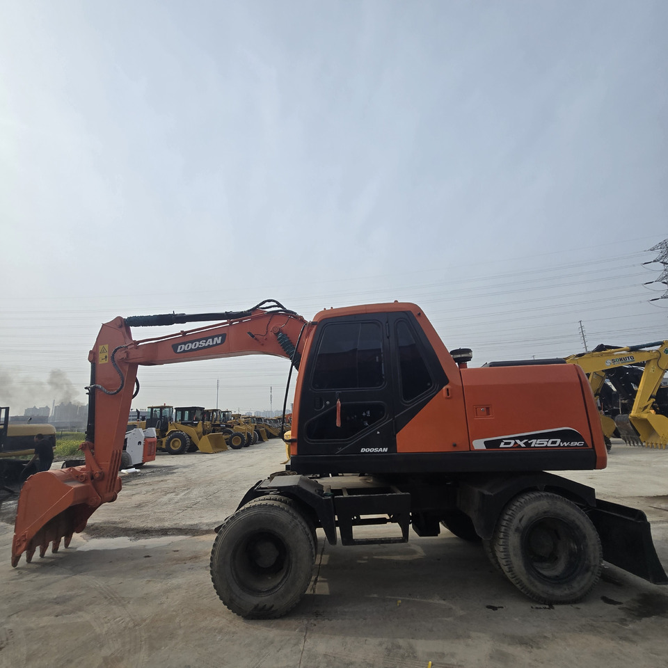 DOOSAN DX150W - Hjulgraver: bilde 2 DOOSAN DX150W - Hjulgraver: bilde 2