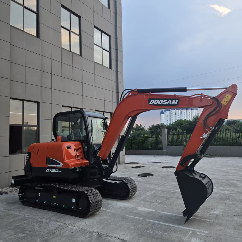 Doosan DX60 - Minigraver: bilde 4 Doosan DX60 - Minigraver: bilde 4