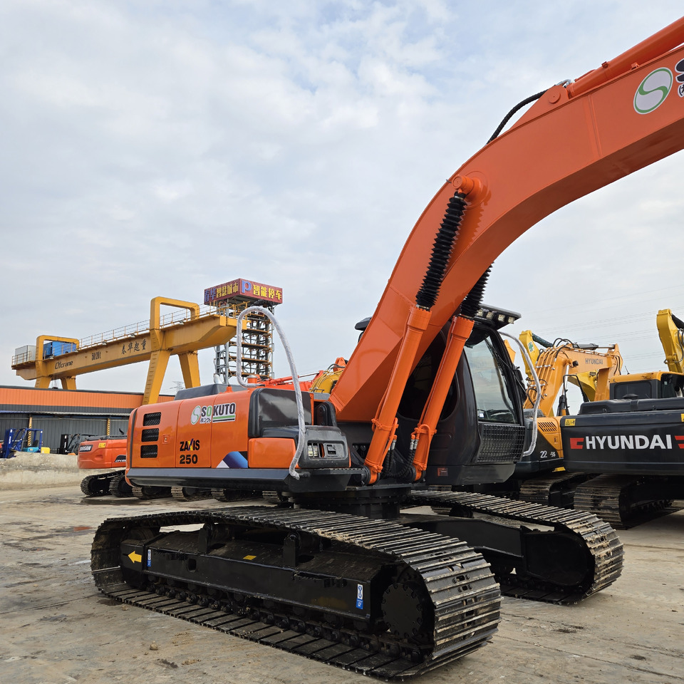 HITACHI ZX250 - Gravemaskin: bilde 4 HITACHI ZX250 - Gravemaskin: bilde 4