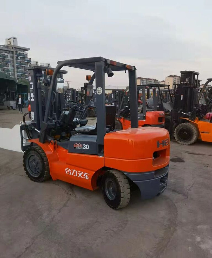 Heli H2000 3 Ton - Dieseltruck: bilde 3 Heli H2000 3 Ton - Dieseltruck: bilde 3