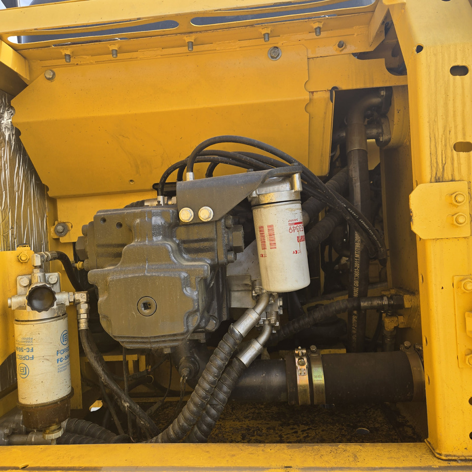 Gravemaskin KOMATSU PC200-8: bilde 10