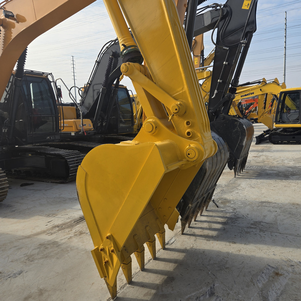 Gravemaskin KOMATSU PC200-8: bilde 9