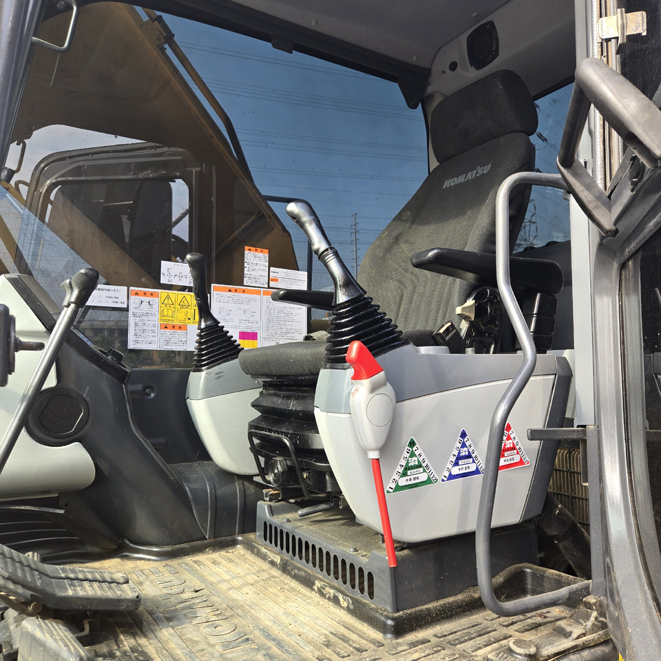 Gravemaskin KOMATSU PC200-8: bilde 12