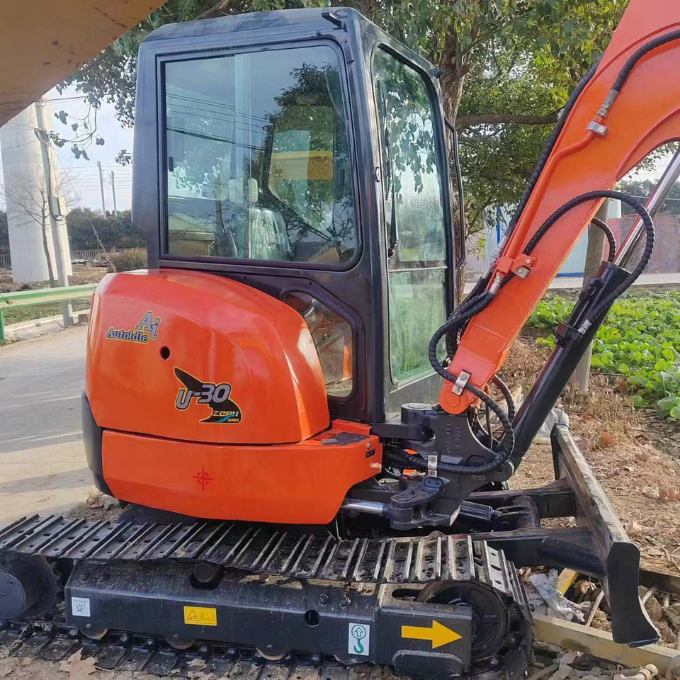 KUBOTA U30 - Minigraver: bilde 1 KUBOTA U30 - Minigraver: bilde 1