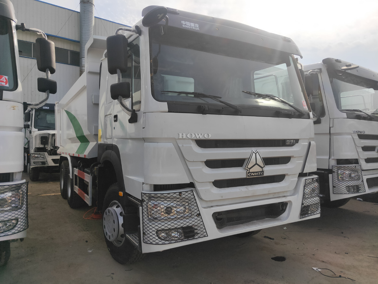 Tippbil Sinotruk HOWO 371 6*4  Dump truck: bilde 10