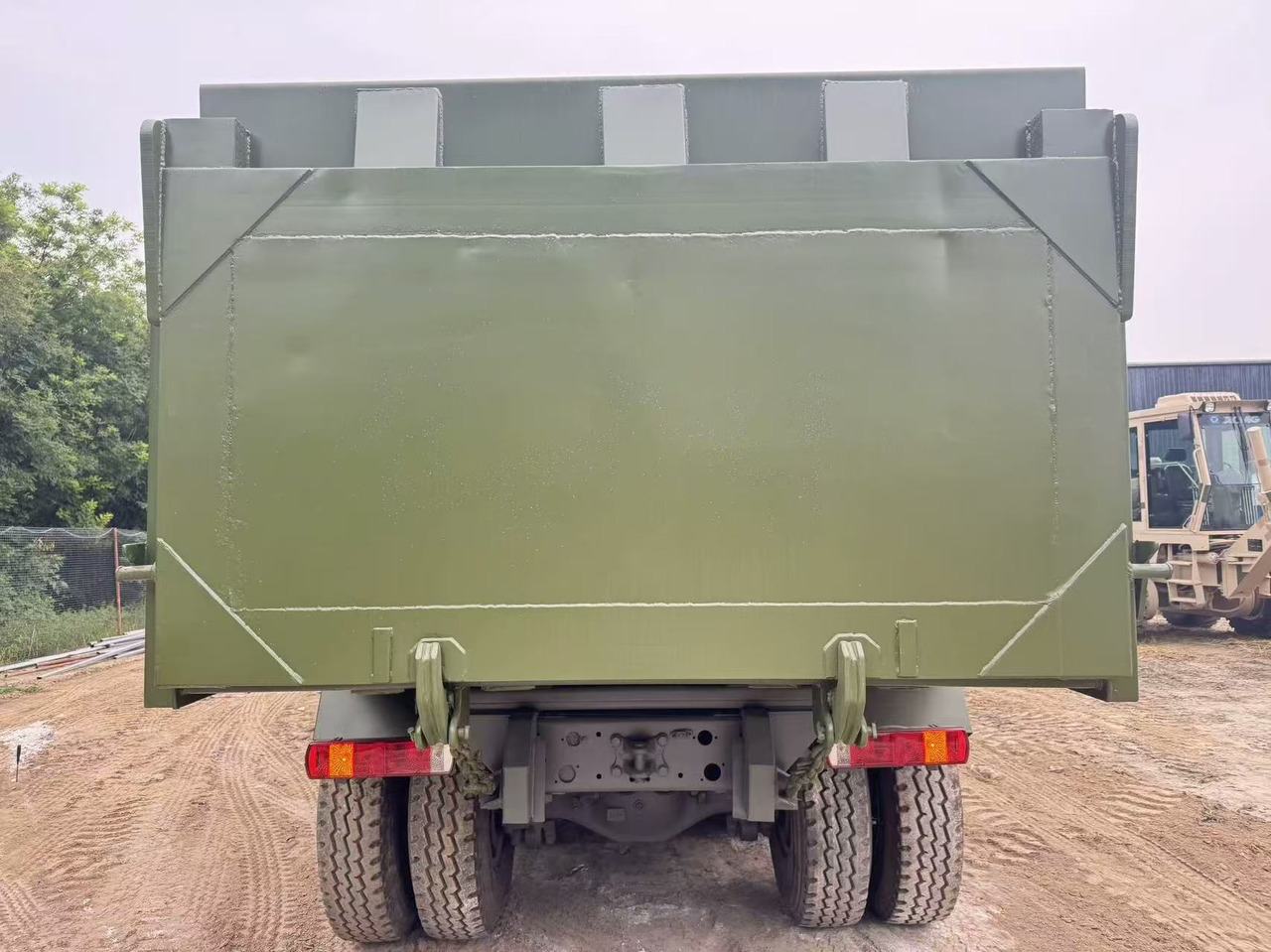 Sinotruk HOWO 380 - Tippbil: bilde 5 Sinotruk HOWO 380 - Tippbil: bilde 5