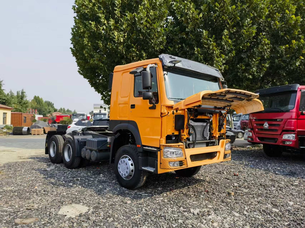 Sinotruk HOWO 371 Tractor - Trekkvogn: bilde 4 Sinotruk HOWO 371 Tractor - Trekkvogn: bilde 4