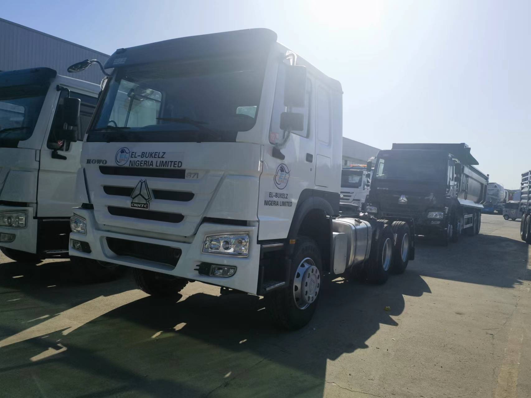Sinotruk HOWO 371 Tractor - Trekkvogn: bilde 1 Sinotruk HOWO 371 Tractor - Trekkvogn: bilde 1