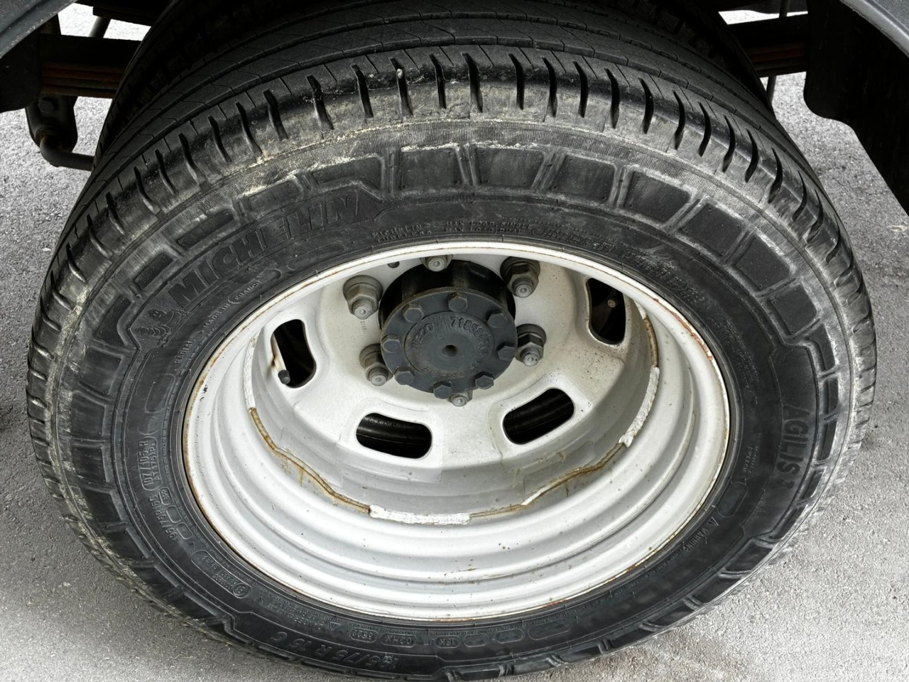 Varebil med skap Caja cerrada IVECO 35C16 20m3: bilde 12