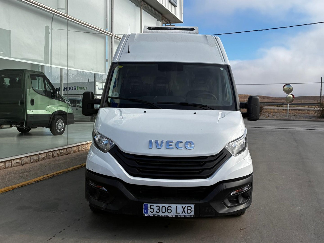 Frigorífico IVECO 35S16 V FRIGORÍFICA 12m3 - Kjølebil: bilde 2 Frigorífico IVECO 35S16 V FRIGORÍFICA 12m3 - Kjølebil: bilde 2