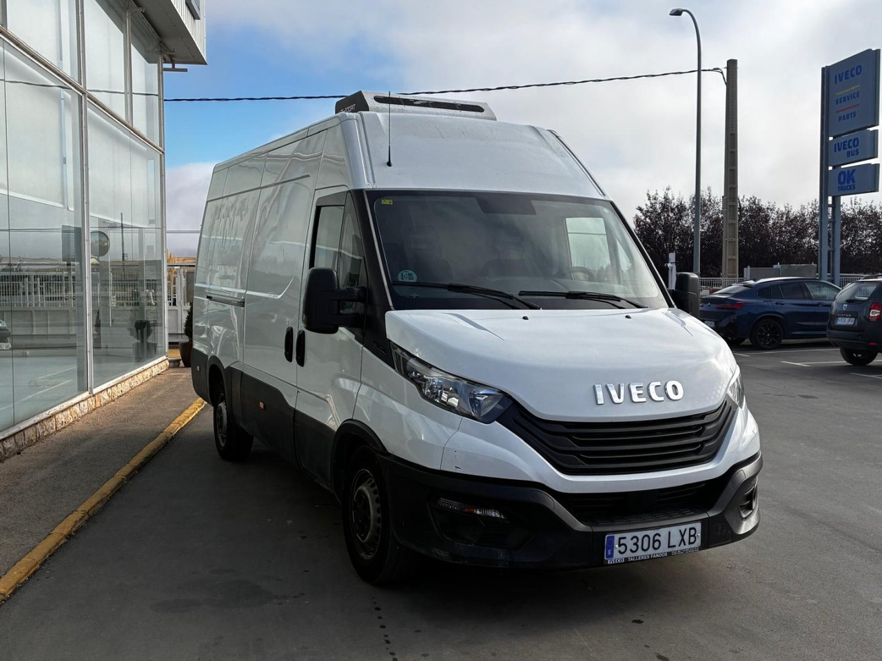 Frigorífico IVECO 35S16 V FRIGORÍFICA 12m3 - Kjølebil: bilde 3 Frigorífico IVECO 35S16 V FRIGORÍFICA 12m3 - Kjølebil: bilde 3