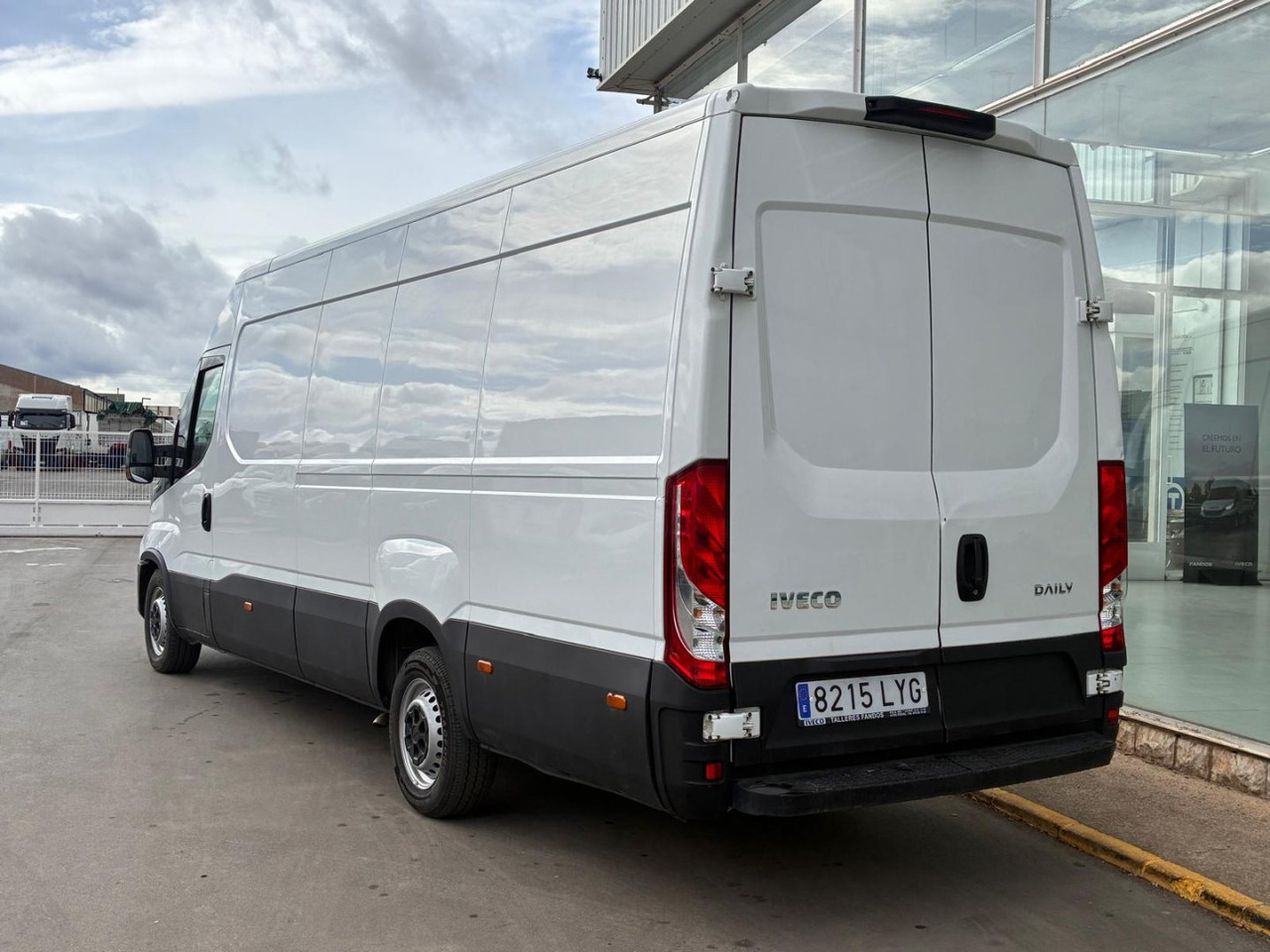 Furgón IVECO 35S16 V 16m3 - Kassebil: bilde 4 Furgón IVECO 35S16 V 16m3 - Kassebil: bilde 4