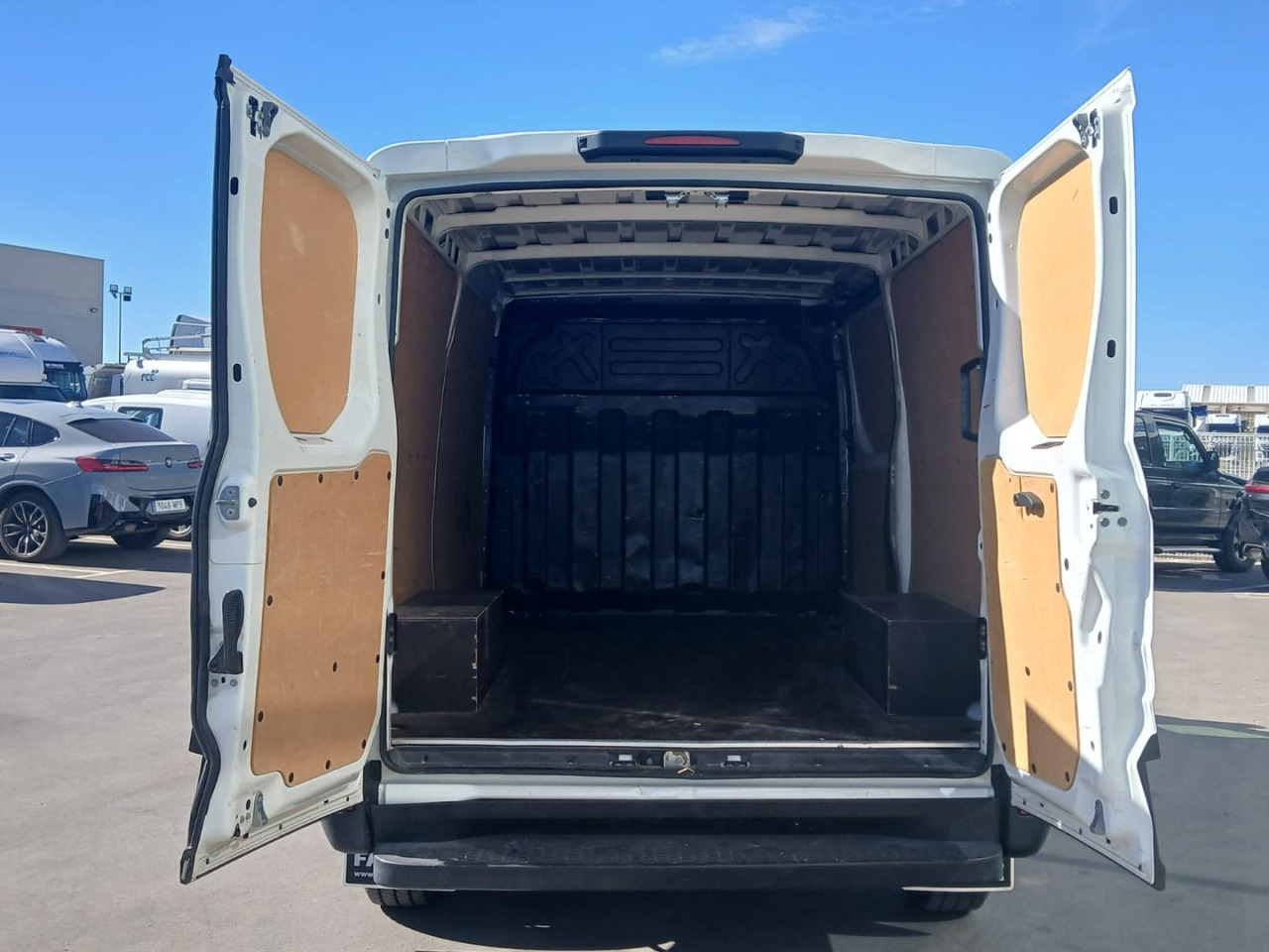 Furgón IVECO 35S16 V 9m3 - Kassebil: bilde 5 Furgón IVECO 35S16 V 9m3 - Kassebil: bilde 5