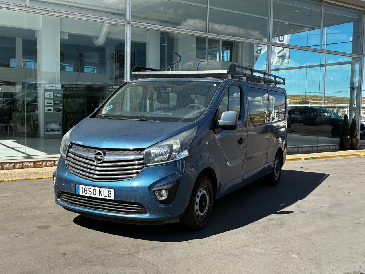 Furgón Opel Vivaro 9 Plazas - Kassebil: bilde 1 Furgón Opel Vivaro 9 Plazas - Kassebil: bilde 1
