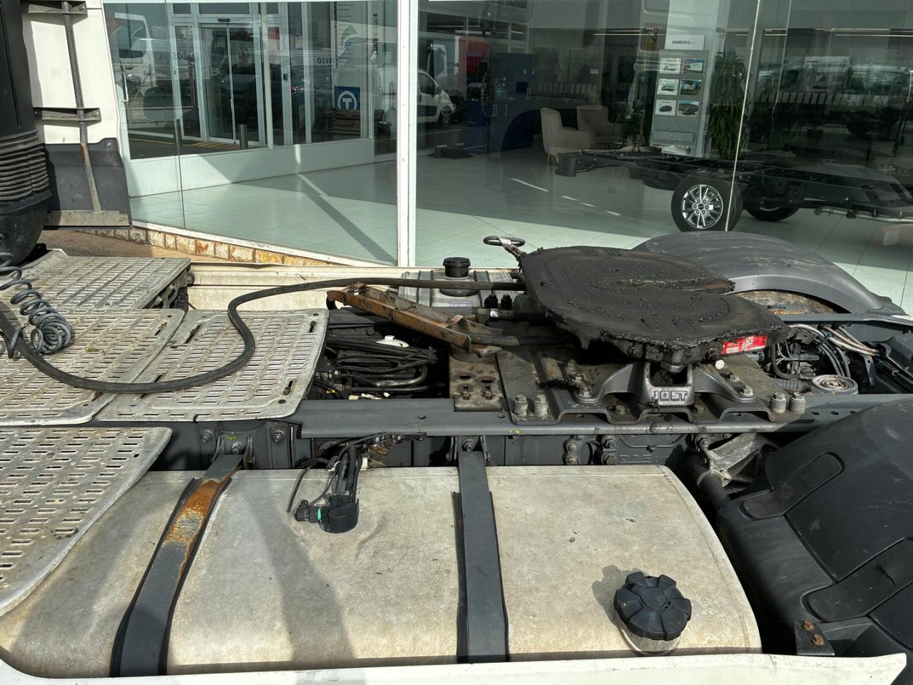 Cabeza Tractora DAF 480 SUPER SPACE CAB AUTOMATICA CON INTARDER - Trekkvogn: bilde 5 Cabeza Tractora DAF 480 SUPER SPACE CAB AUTOMATICA CON INTARDER - Trekkvogn: bilde 5