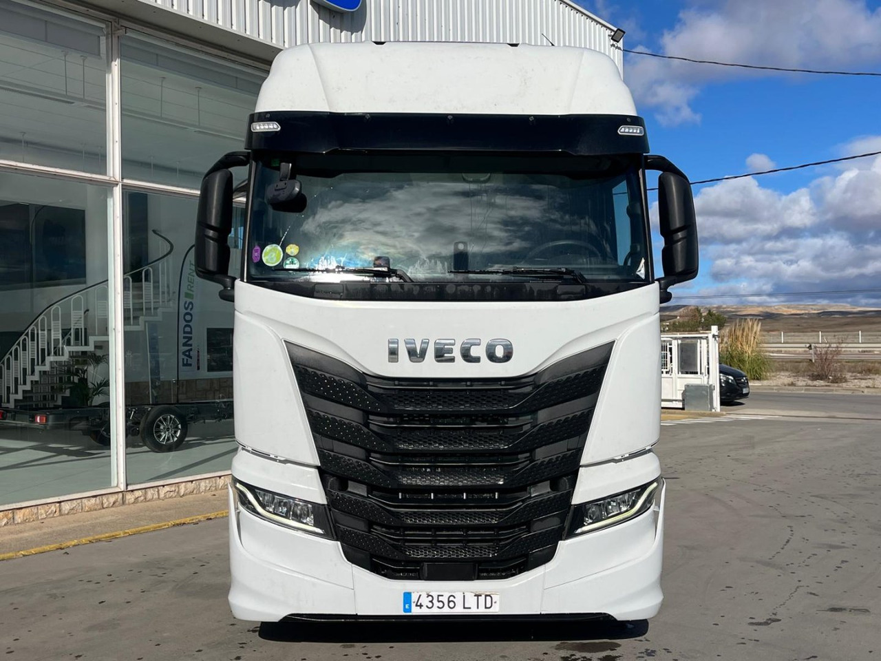 Cabeza Tractora IVECO S-WAY 510 AUTOMATICO CON INTARDER - Trekkvogn: bilde 2 Cabeza Tractora IVECO S-WAY 510 AUTOMATICO CON INTARDER - Trekkvogn: bilde 2