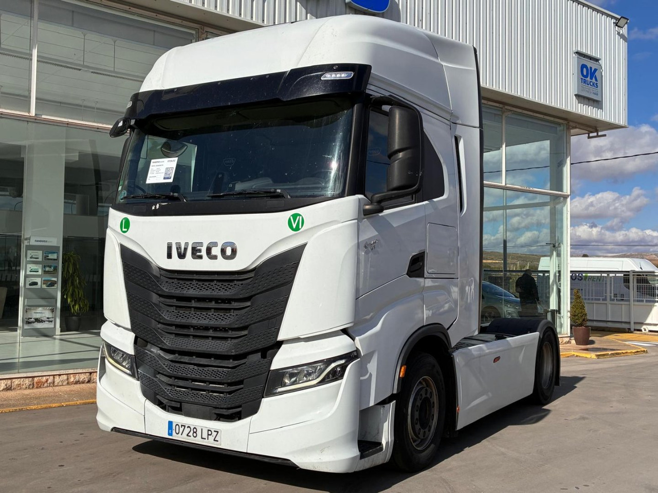 Cabeza Tractora IVECO S-WAY 510 AUTOMATICO CON INTARDER - Trekkvogn: bilde 1 Cabeza Tractora IVECO S-WAY 510 AUTOMATICO CON INTARDER - Trekkvogn: bilde 1