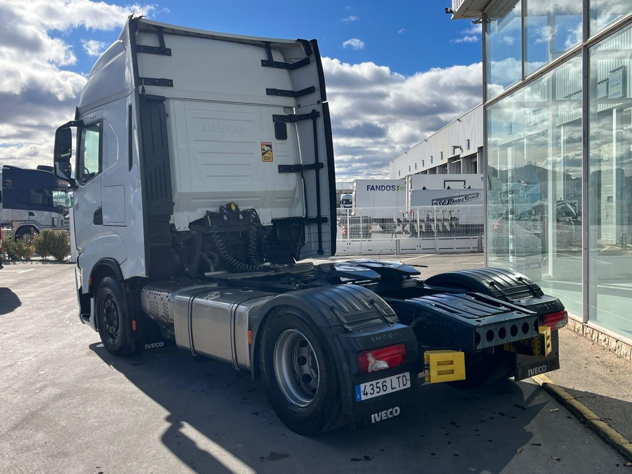 Cabeza Tractora IVECO S-WAY 510 AUTOMATICO CON INTARDER - Trekkvogn: bilde 4 Cabeza Tractora IVECO S-WAY 510 AUTOMATICO CON INTARDER - Trekkvogn: bilde 4