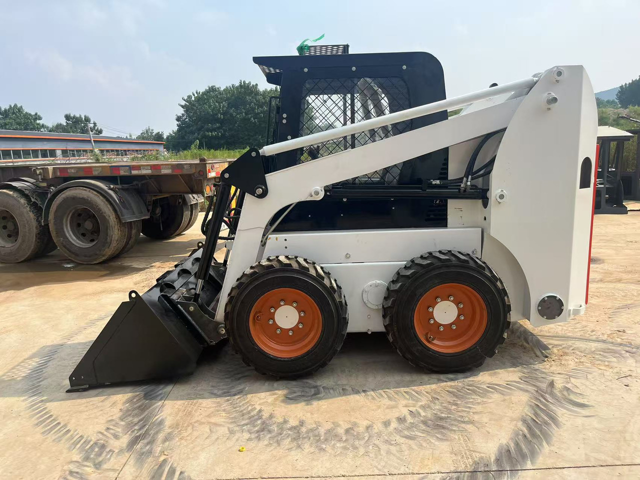 BOBCAT BRAND NEW S18 S185 S450 S550 T770 - Kompaktlaster: bilde 2 BOBCAT BRAND NEW S18 S185 S450 S550 T770 - Kompaktlaster: bilde 2