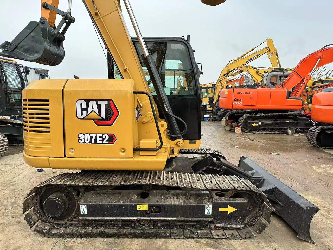 CAT 307E2 - Minigraver: bilde 1 CAT 307E2 - Minigraver: bilde 1